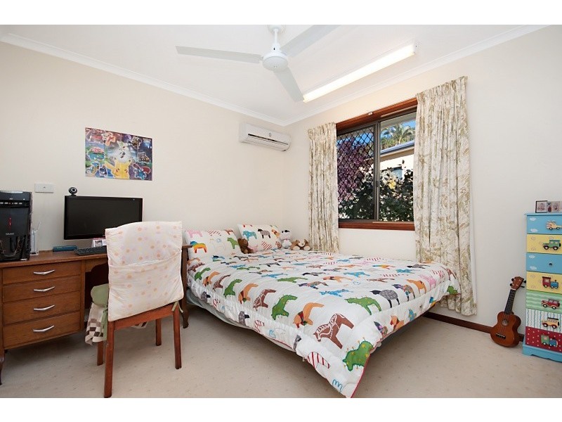 18 Kestrel Street, Bayview Heights QLD 4868