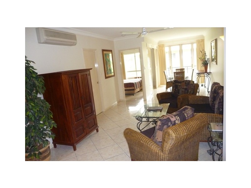 Unit 816/2 Greenslopes Street, Cairns QLD 4870