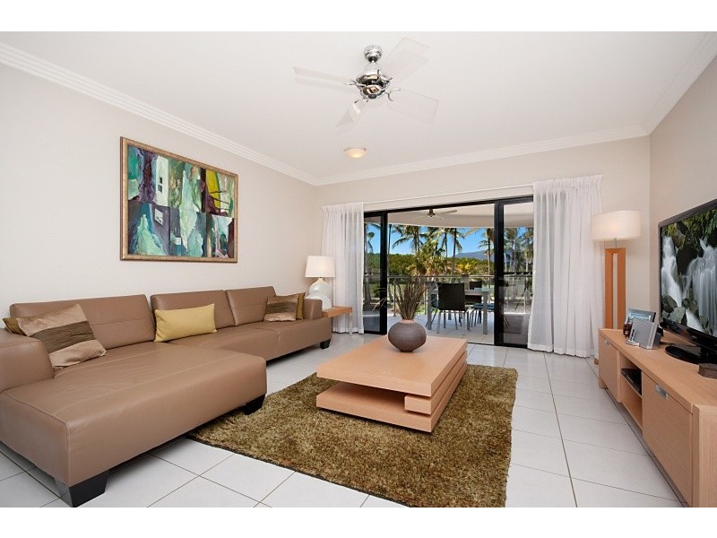 Unit 9/291 The Esplanade, Cairns QLD 4870