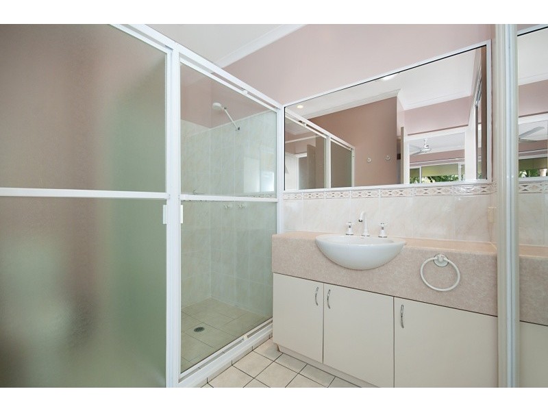 72-80 Kowinka Street, Cairns QLD 4870