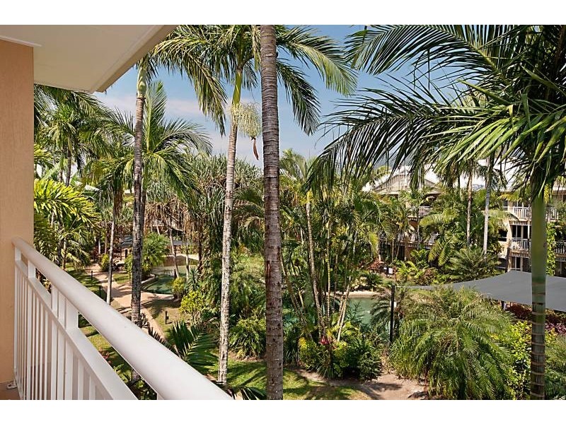 72-80 Kowinka Street, Cairns QLD 4870