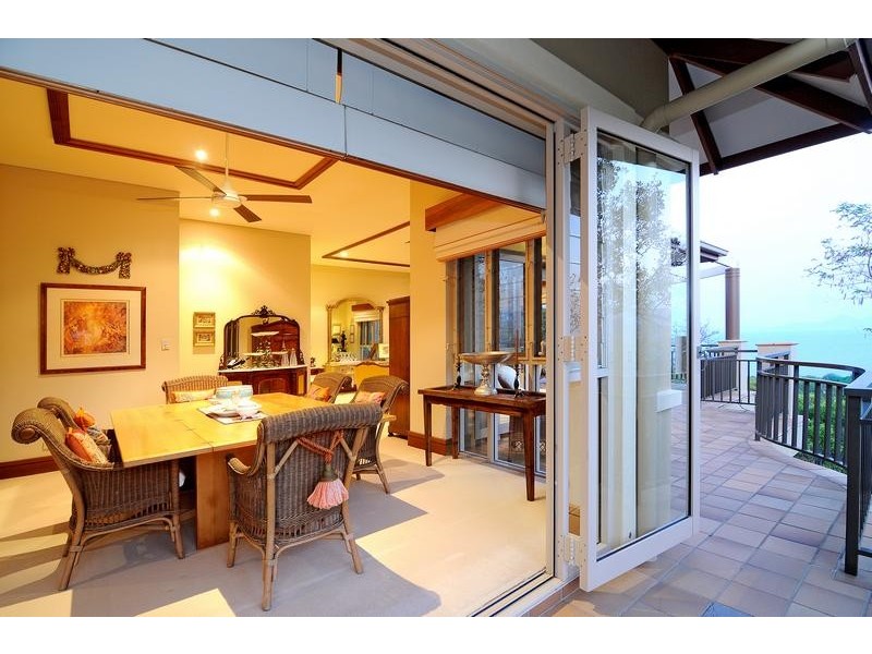 Palm Cove QLD 4879