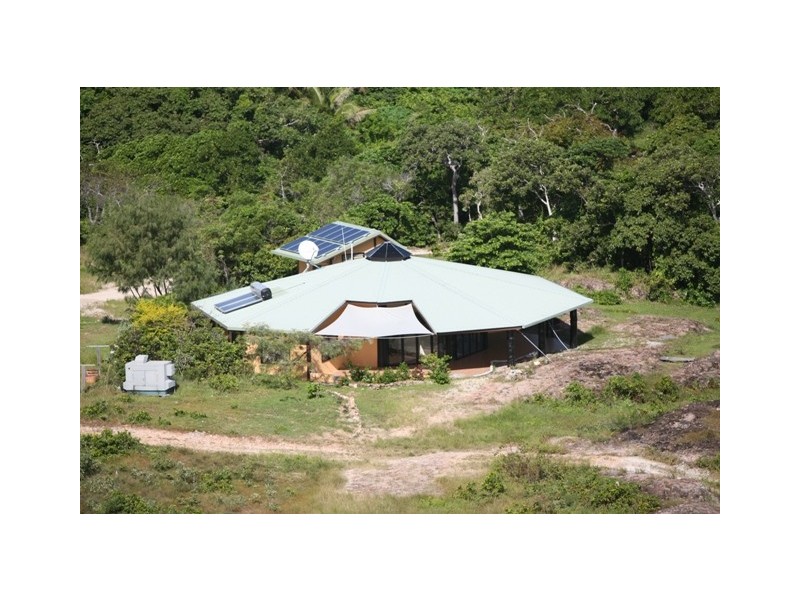 Lot 1 Hicks Island Esplanade, Cairns QLD 4870