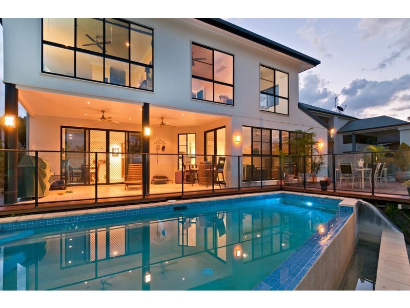 24 East Parkridge Drive, Brinsmead QLD 4870