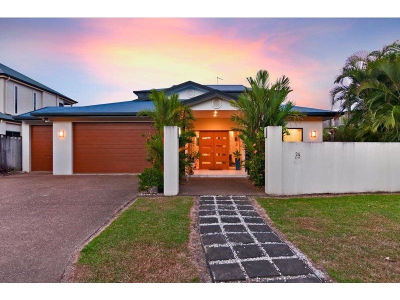 24 East Parkridge Drive, Brinsmead QLD 4870