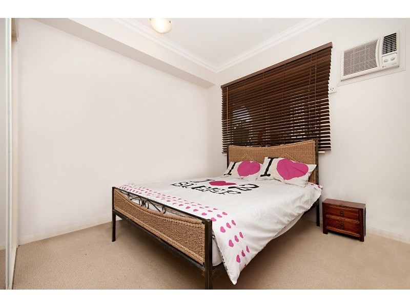 Unit 112/29 to 33 Springfield Crescent, Cairns QLD 4870