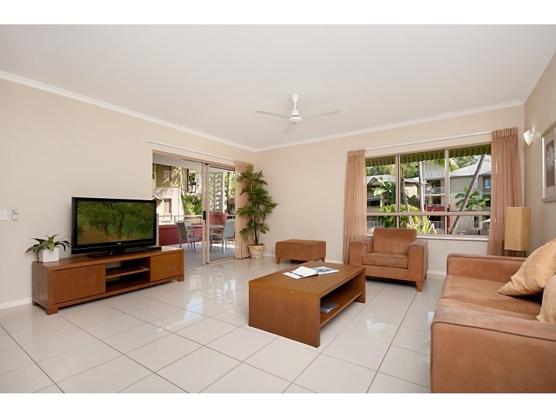 63 Williams Esplanade, Palm Cove QLD 4879