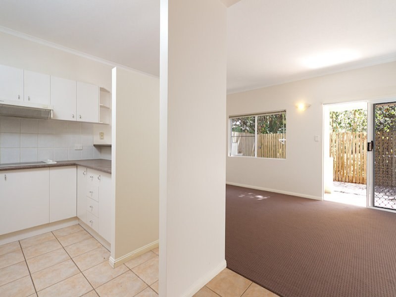 Unit 24/34-40 Lily Street, Cairns QLD 4870