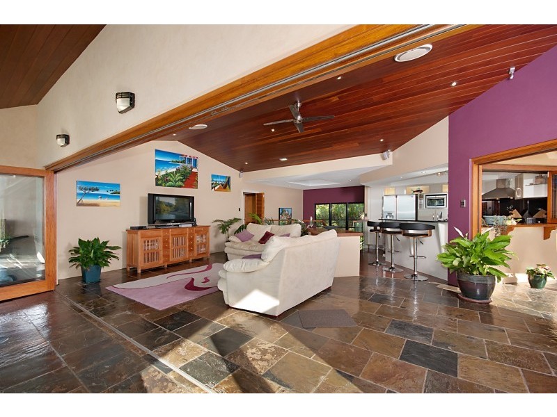 14 Webber Esplanade, Cooktown QLD 4895