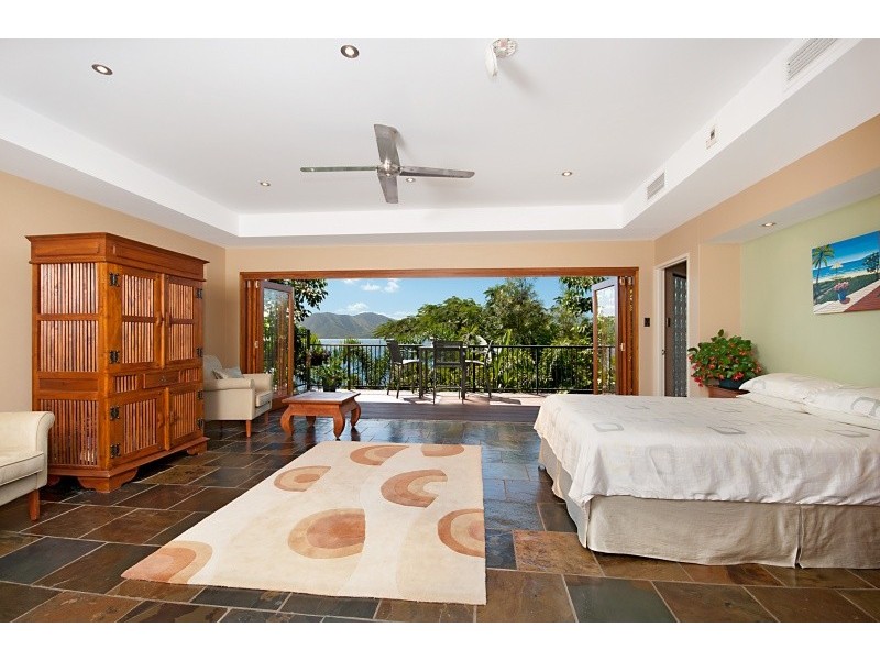 14 Webber Esplanade, Cooktown QLD 4895