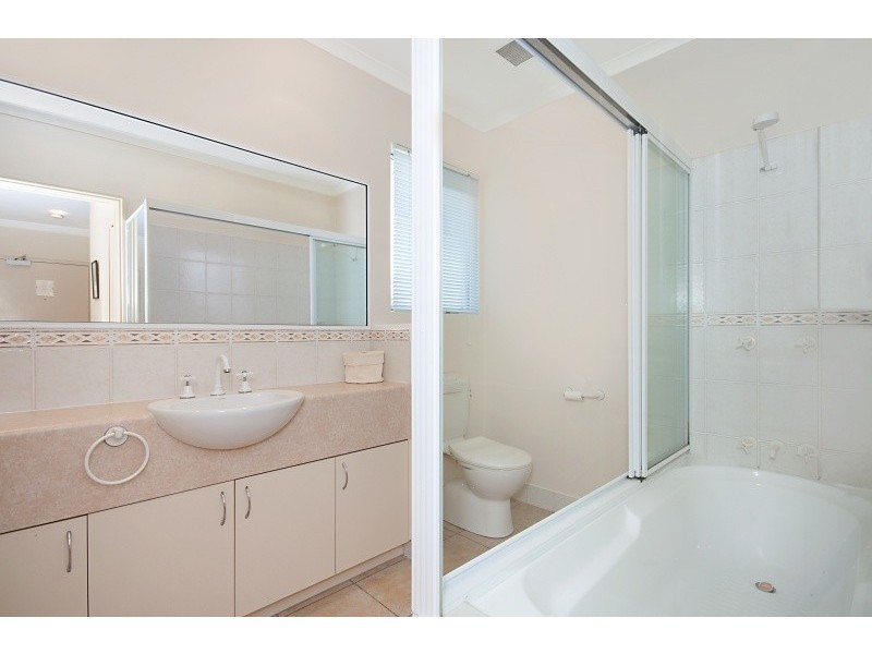 72-80 Kowinka Street, White Rock QLD 4868