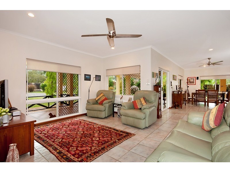 17 – 19 Soderberg Close, Redlynch QLD 4870