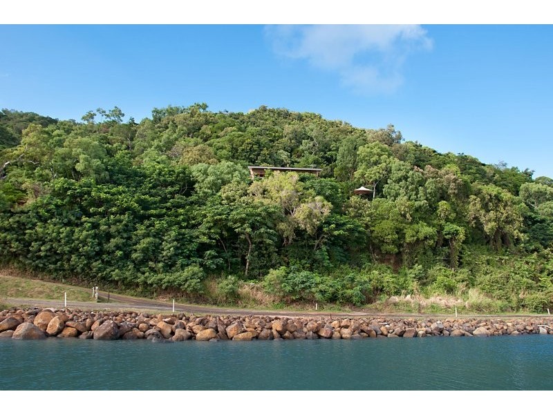 Cooktown – Webber Esplanade, Cairns QLD 4870