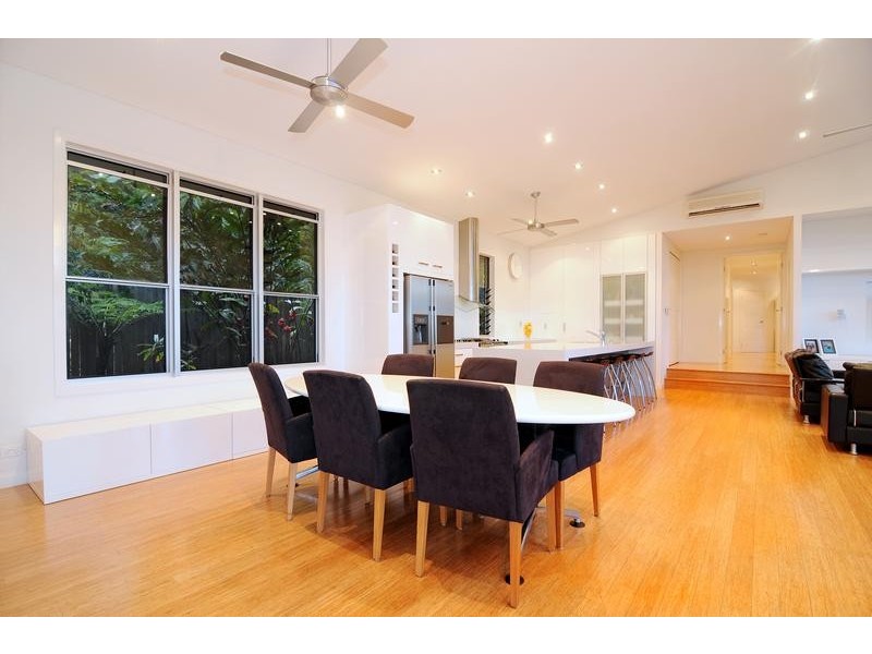 Macarthur Close, Cairns QLD 4870