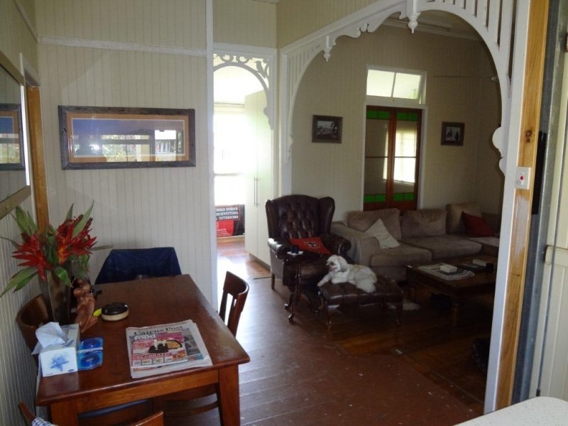 18 Victoria Street, Cairns QLD 4870