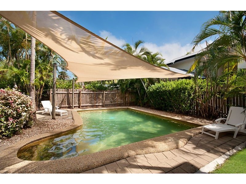 44 Trinity Beach Road, Trinity Beach QLD 4879