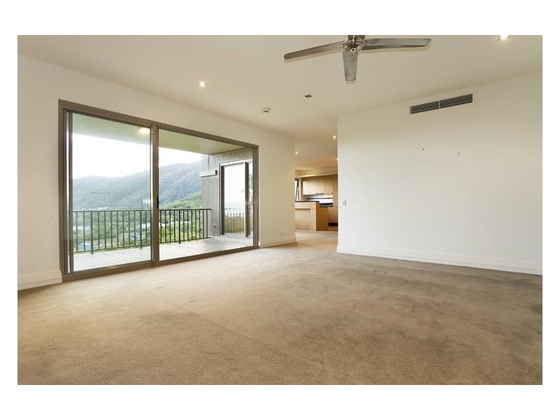 Unit 4/11 Colonel Cummings Drive, Palm Cove QLD 4879