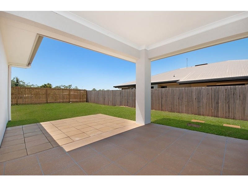 136 Timberlea Drive, Bentley Park QLD 4869
