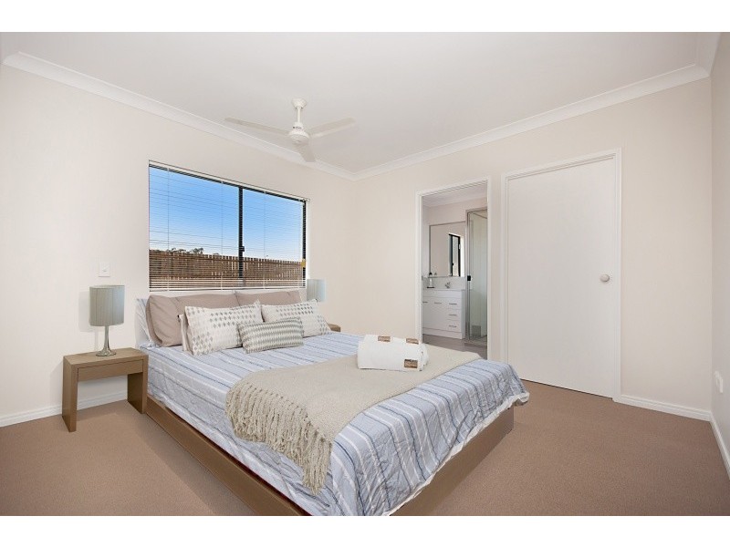 136 Timberlea Drive, Bentley Park QLD 4869