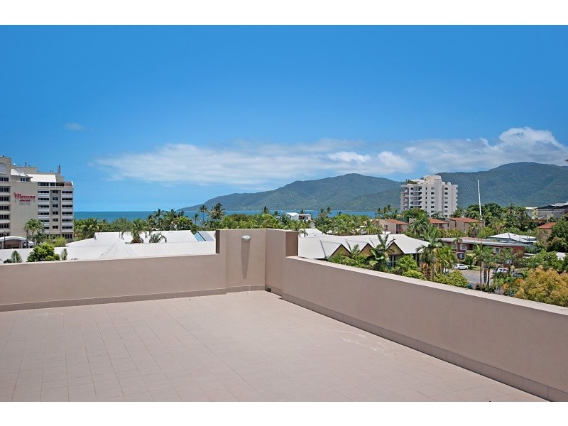 21 Digger Street, Cairns QLD 4870