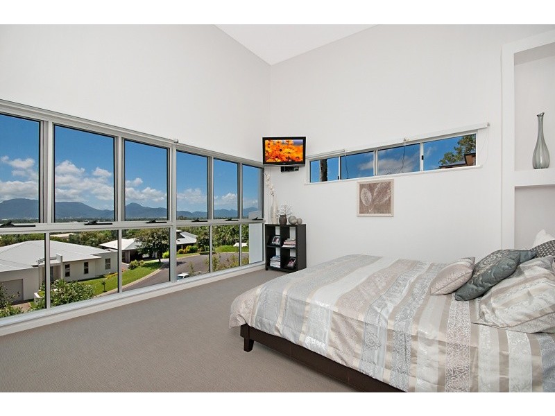 47 Flecker Street, Whitfield QLD 4870