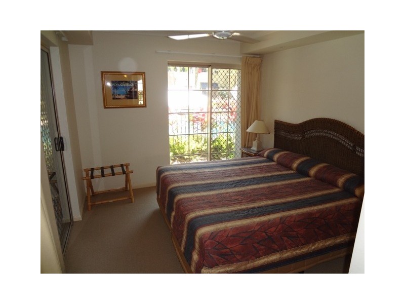 Unit 902/2 Greenslopes Street, Cairns QLD 4870