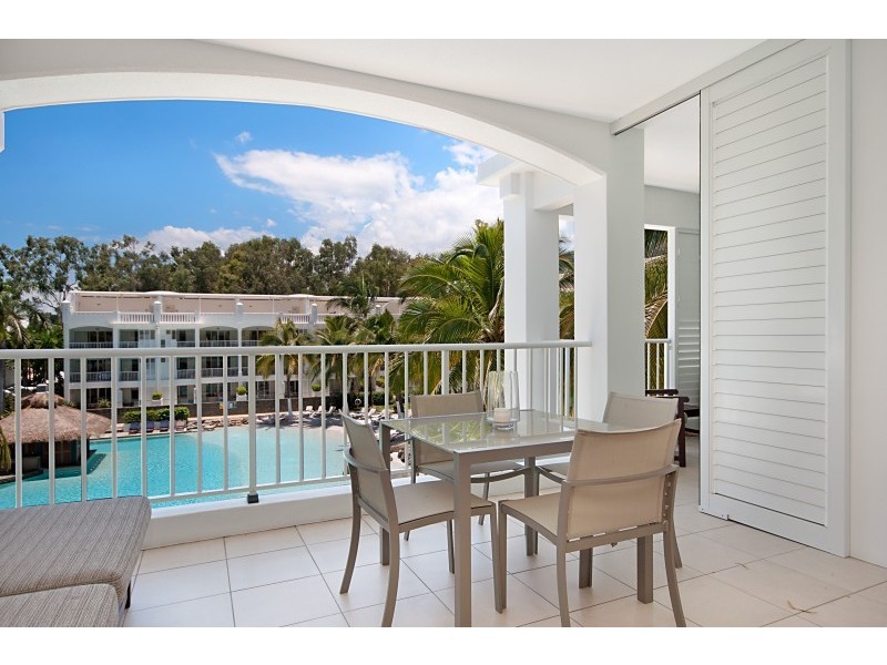 123 Williams Esplanade, Palm Cove QLD 4879