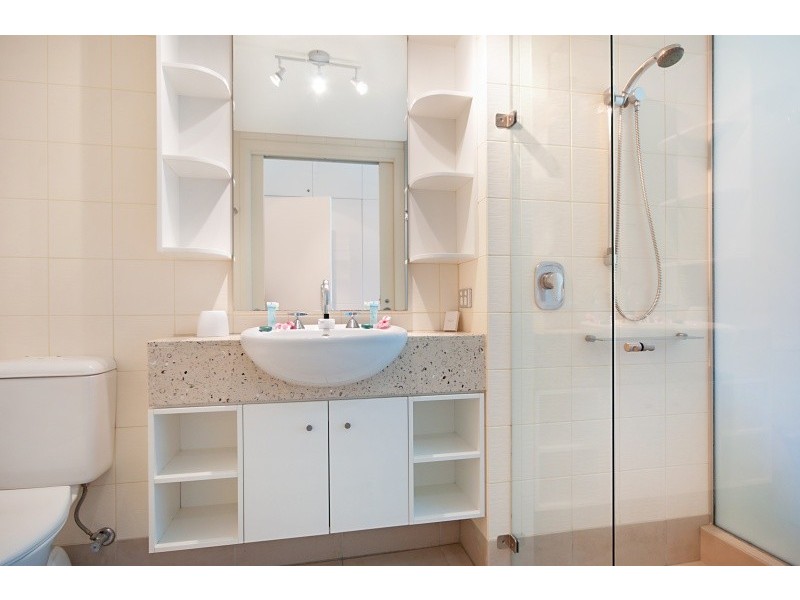 123 Williams Esplanade, Palm Cove QLD 4879