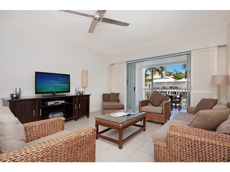 123 Williams Esplanade, Palm Cove QLD 4879