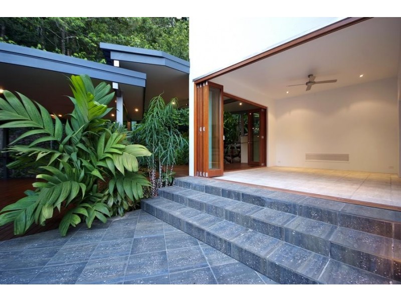 55 Junction Street, Edge Hill QLD 4870