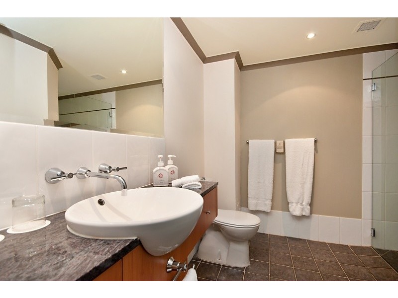 1-9 Veivers Road, Palm Cove QLD 4879