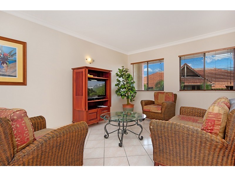 Unit 1128/2 Greenslopes Street, Cairns North QLD 4870