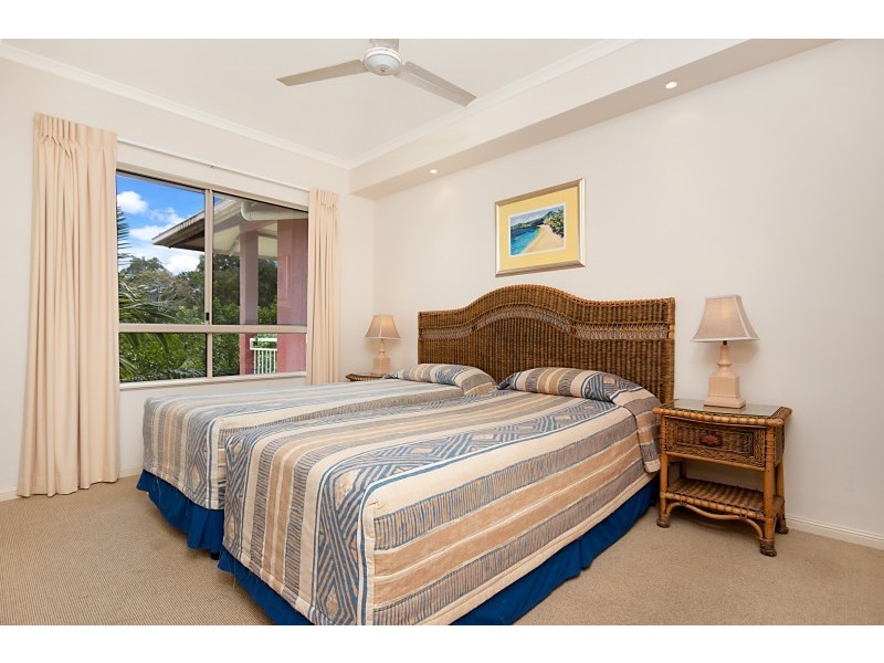 Unit 1128/2 Greenslopes Street, Cairns North QLD 4870