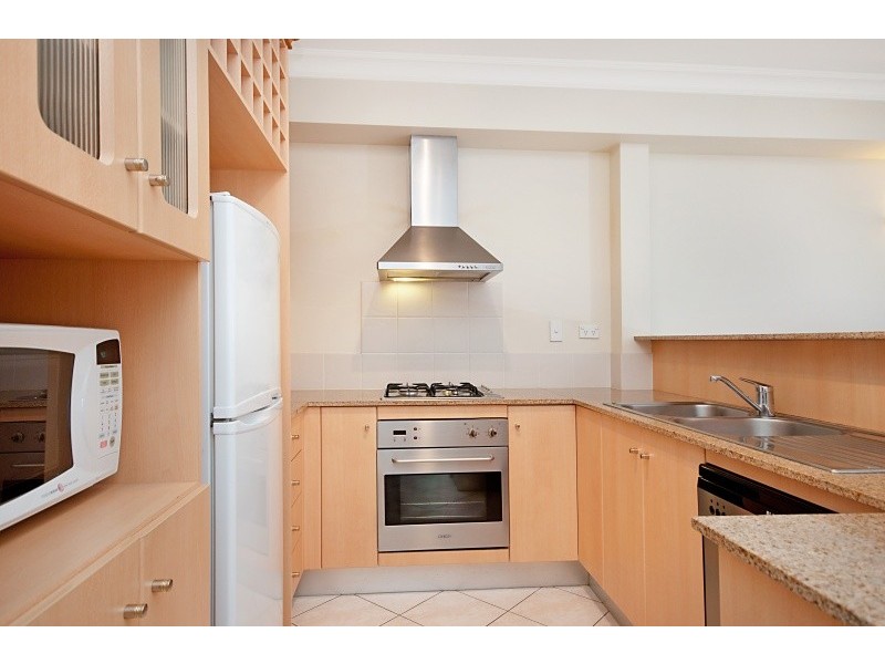 Unit 1415/2 Greenslopes Street, North Cairns QLD 4870