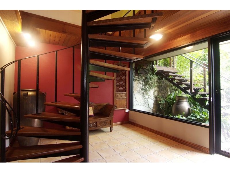 28 Bellevue Crescent, Edge Hill QLD 4870