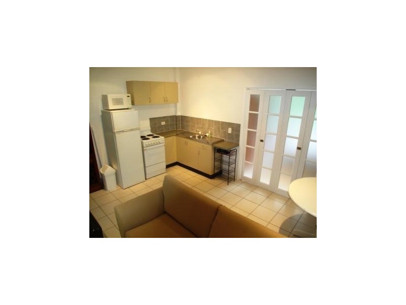 Unit 12/4 Mcpherson Close, Edge Hill QLD 4870