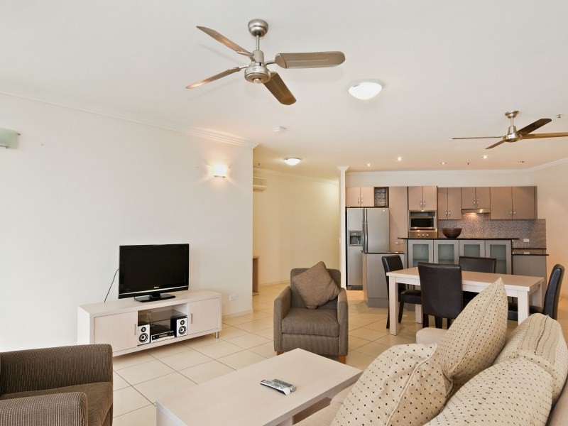 Unit 601/25 Wharf Street, Cairns City QLD 4870