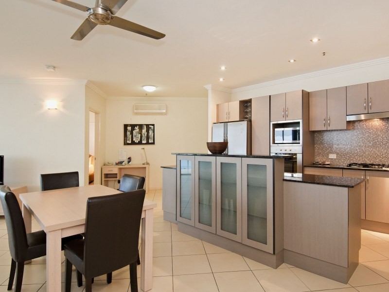 Unit 601/25 Wharf Street, Cairns City QLD 4870