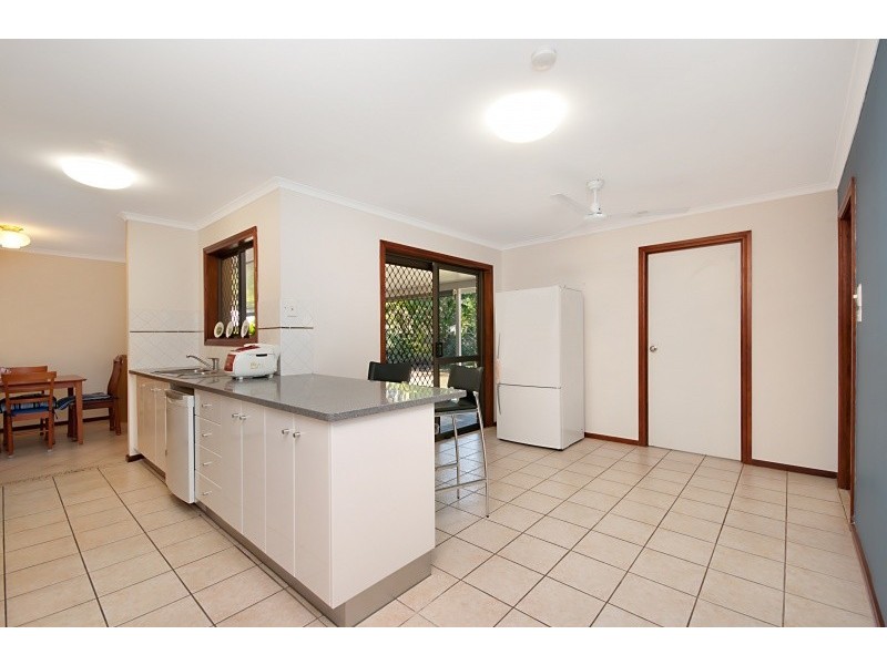 18 Kestrel Street, Bayview Heights QLD 4868