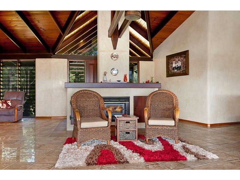 5 Vance Close, Tinaroo QLD 4872