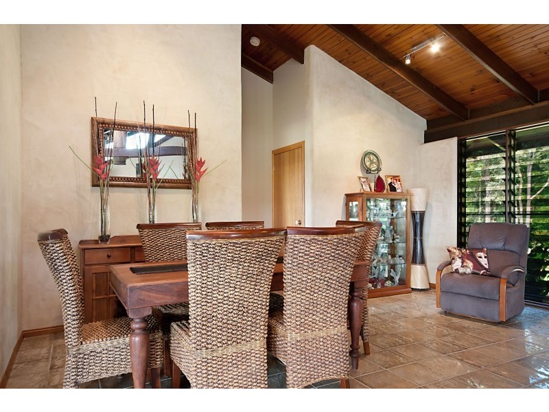 5 Vance Close, Tinaroo QLD 4872