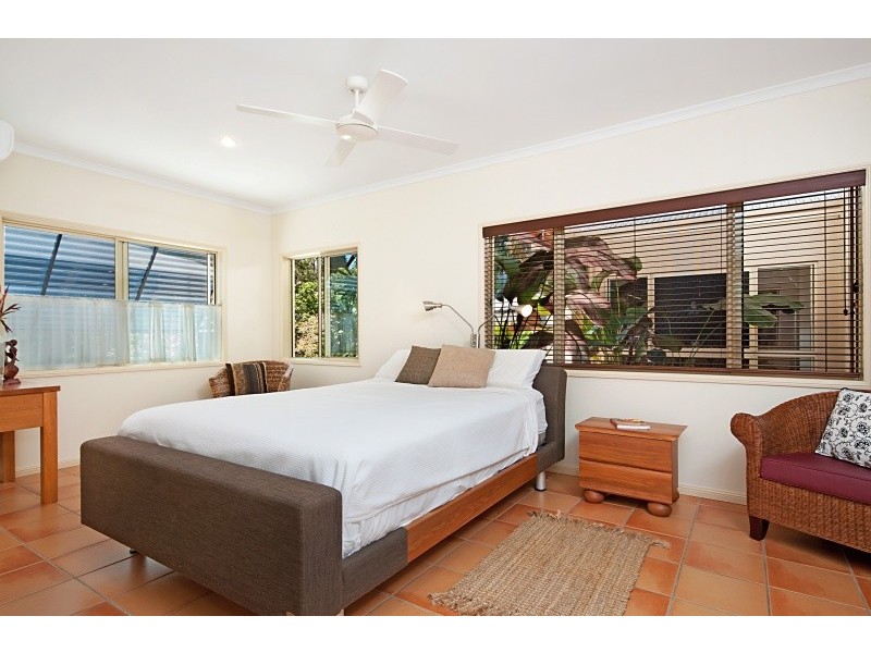 26 Riverside Parade, Trinity Park QLD 4879