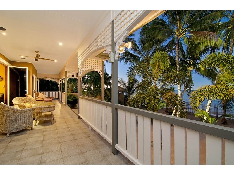 22 – 24 Hibiscus Lane, Holloways Beach QLD 4878