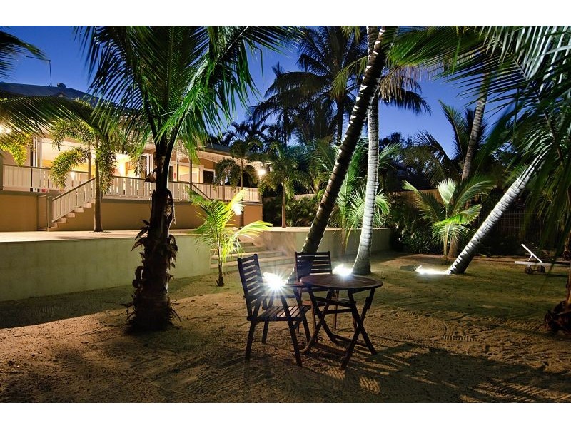 22 – 24 Hibiscus Lane, Holloways Beach QLD 4878