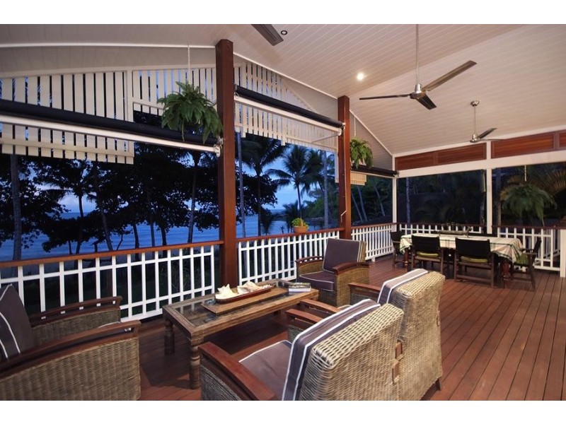 8 – 10 Peacock Street, Trinity Beach QLD 4879