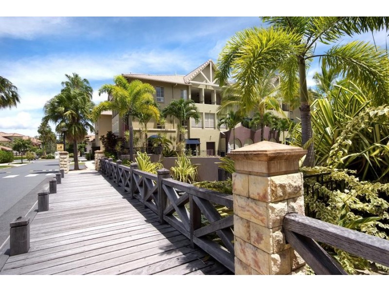 Unit 1410/2 Greenslopes Street, Cairns QLD 4870