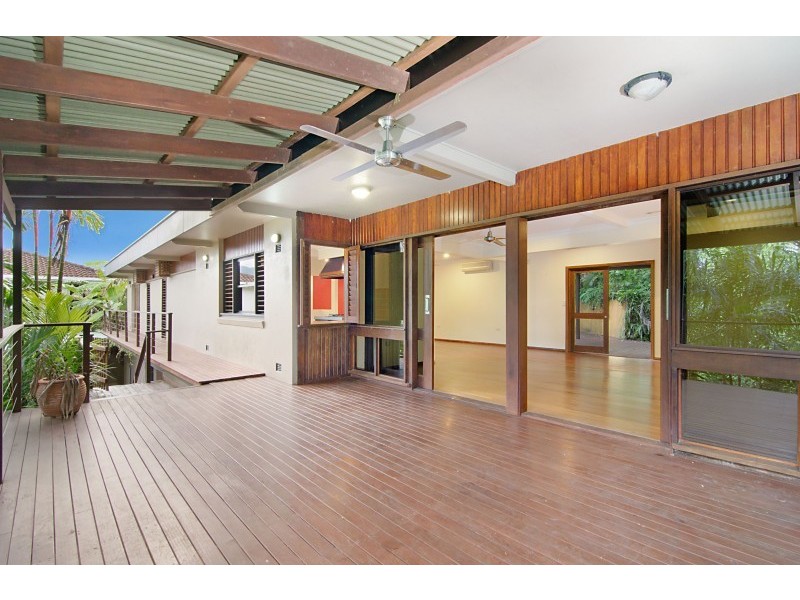 28 Bellevue Crescent, Edge Hill QLD 4870