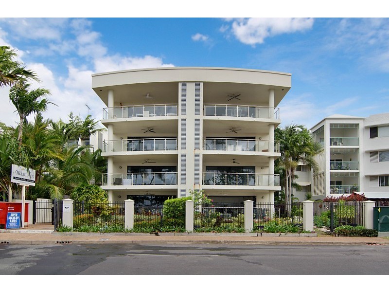 37 Vasey Esplanade, Trinity Beach QLD 4879