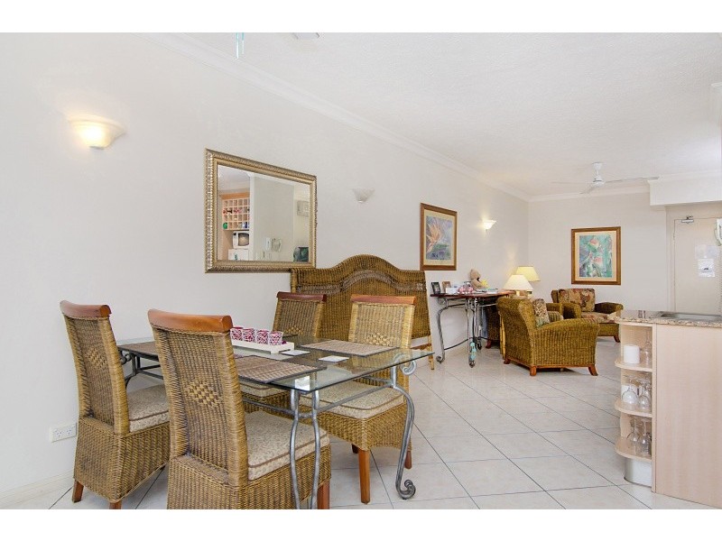 Unit 1009/2 Greenslopes Street, North Cairns QLD 4870