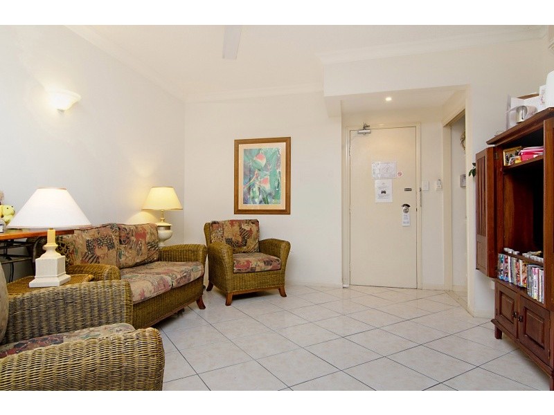 Unit 1009/2 Greenslopes Street, North Cairns QLD 4870